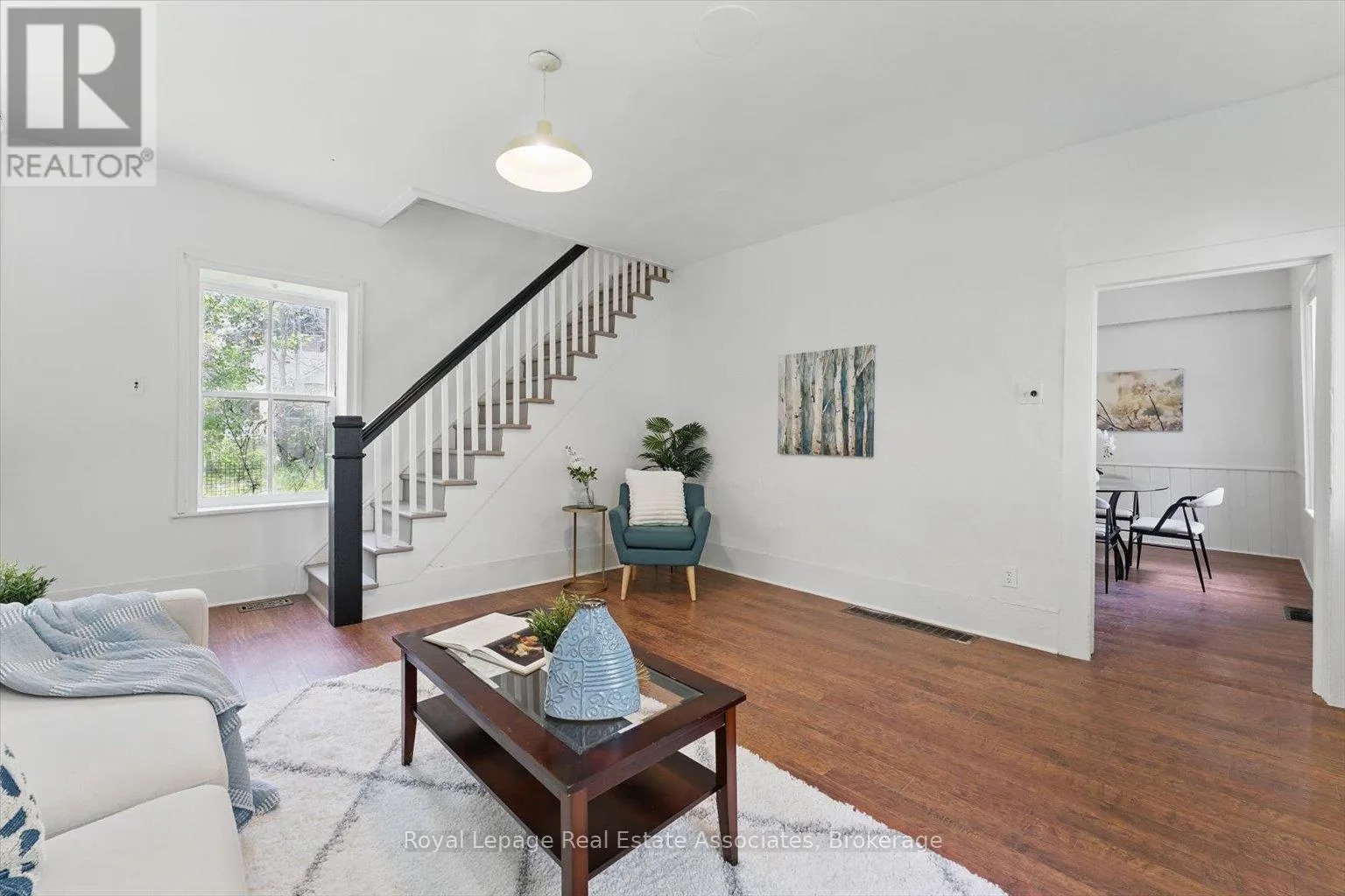 401 DRAPER STREET