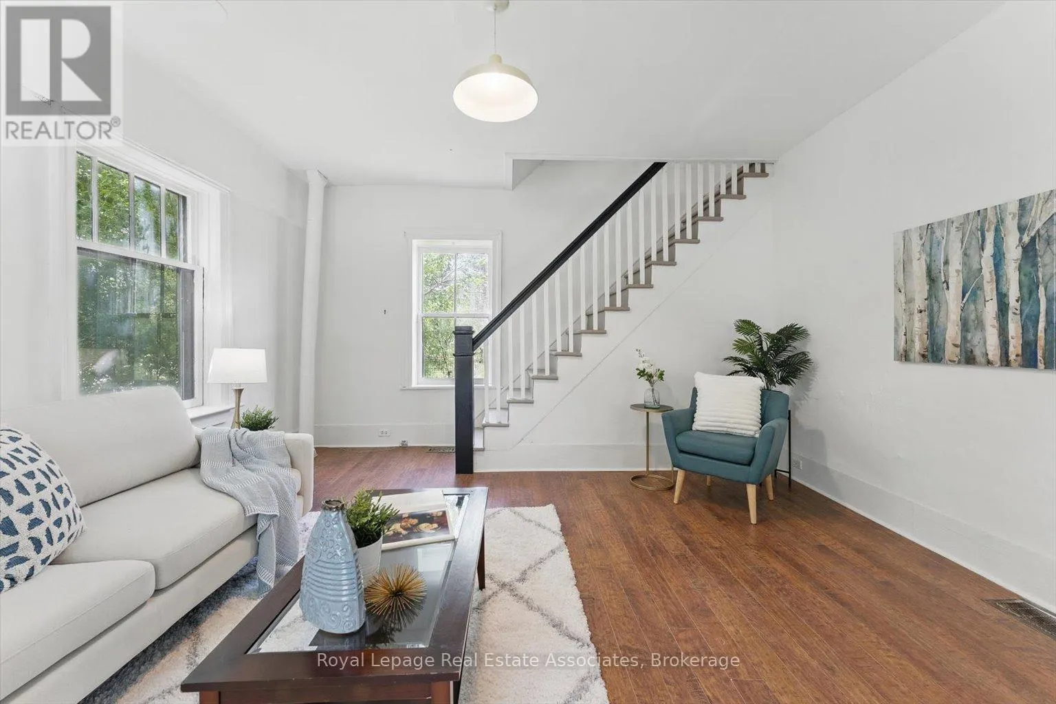 401 DRAPER STREET