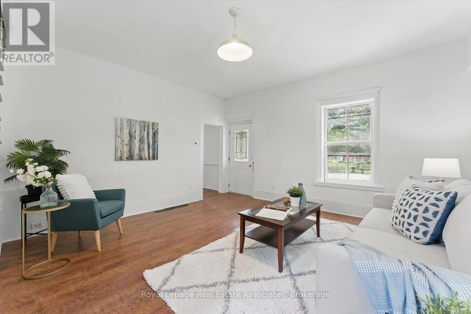 401 DRAPER STREET
