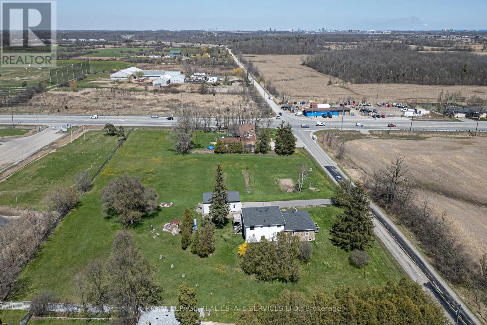 3029 BURNHAMTHORPE ROAD W