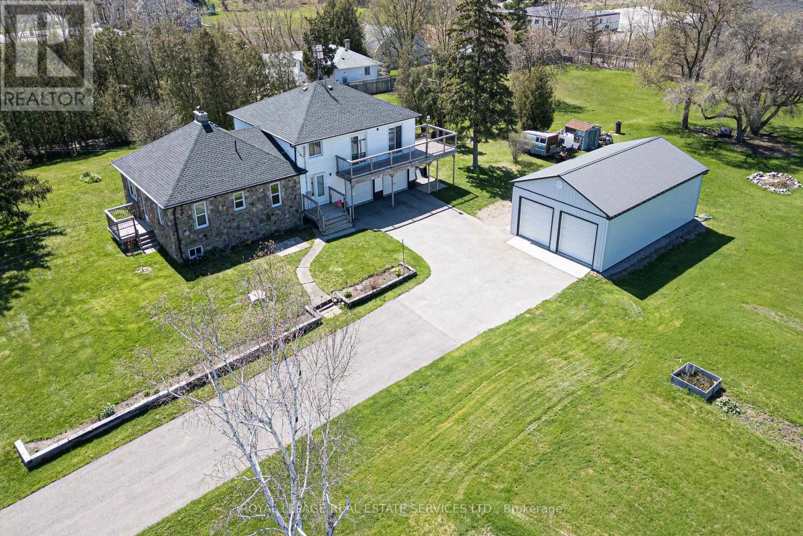 3029 BURNHAMTHORPE ROAD W