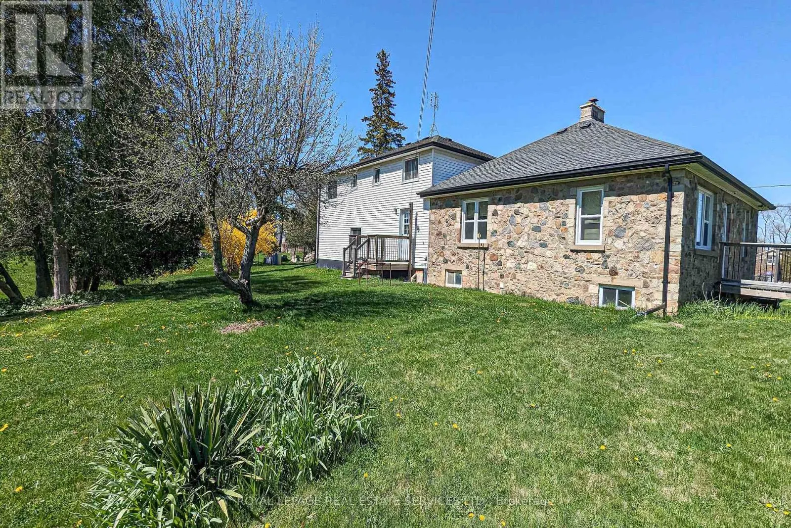 3029 BURNHAMTHORPE ROAD W