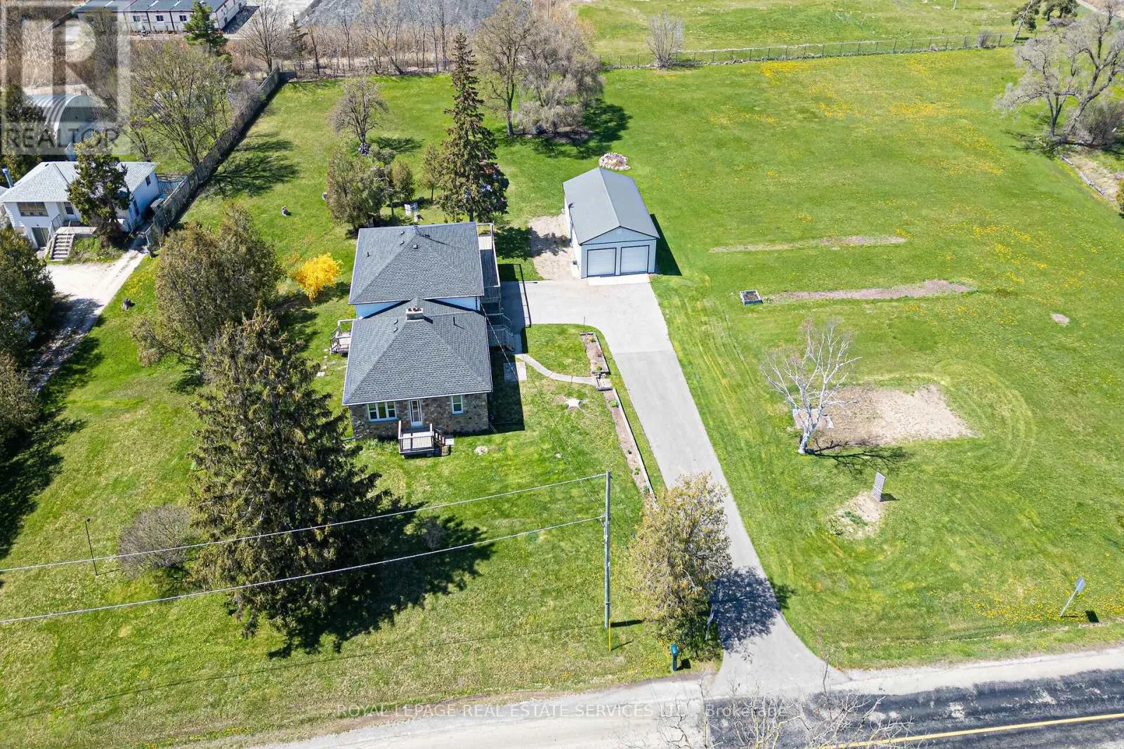 3029 BURNHAMTHORPE ROAD W