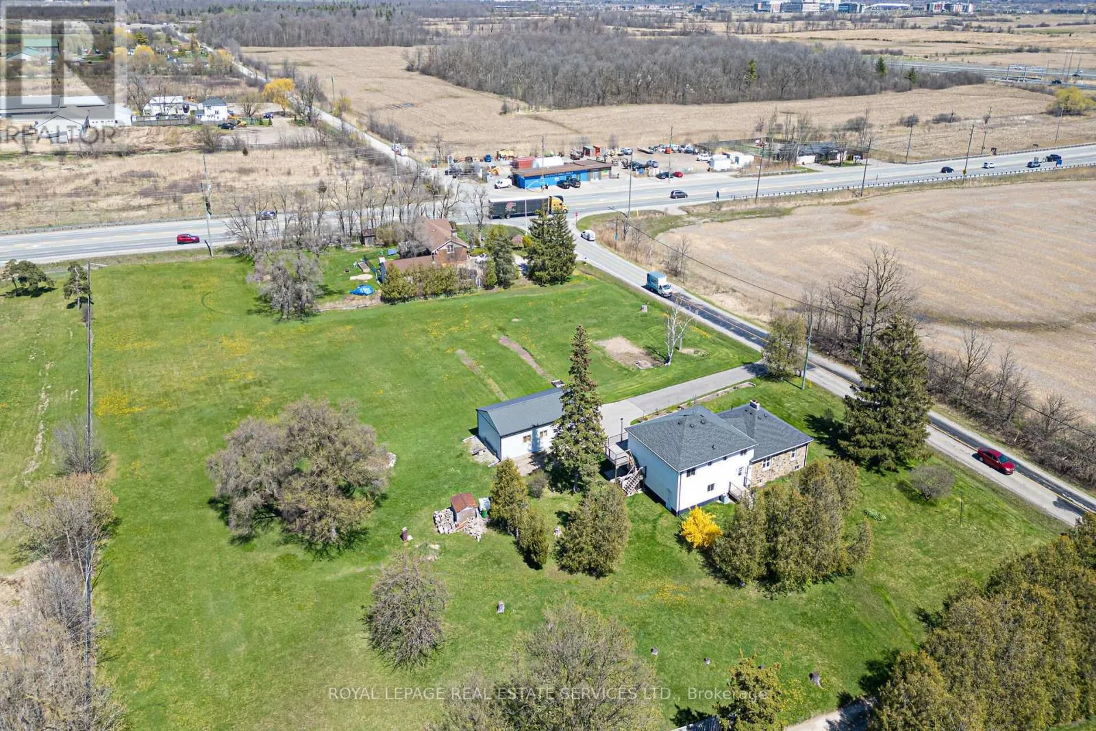 3029 BURNHAMTHORPE ROAD W