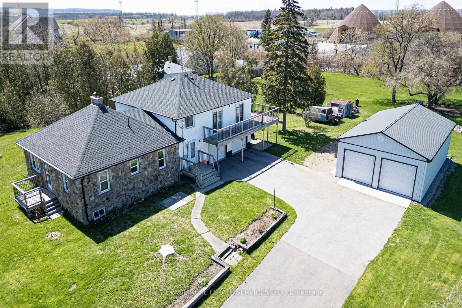 3029 BURNHAMTHORPE ROAD W
