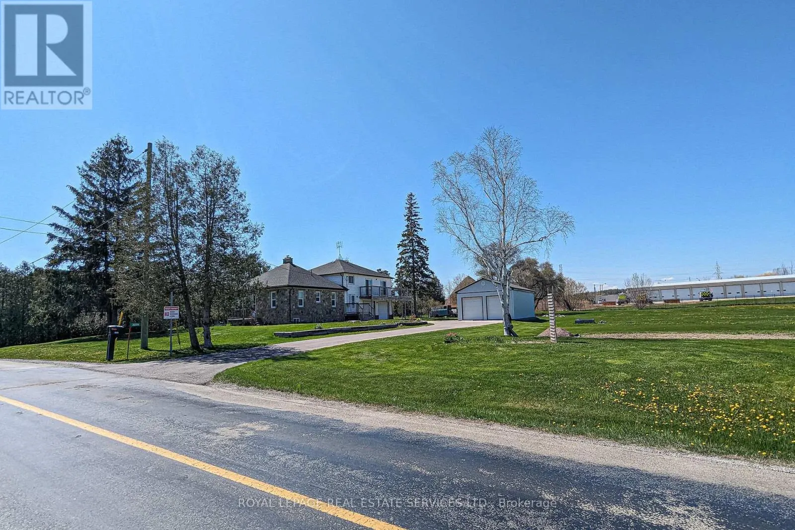 3029 BURNHAMTHORPE ROAD W