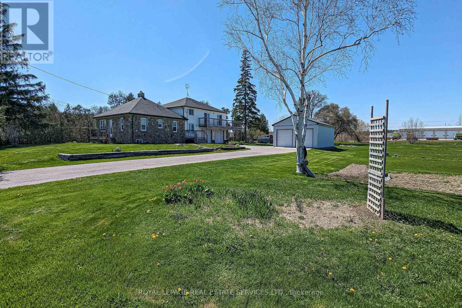 3029 BURNHAMTHORPE ROAD W