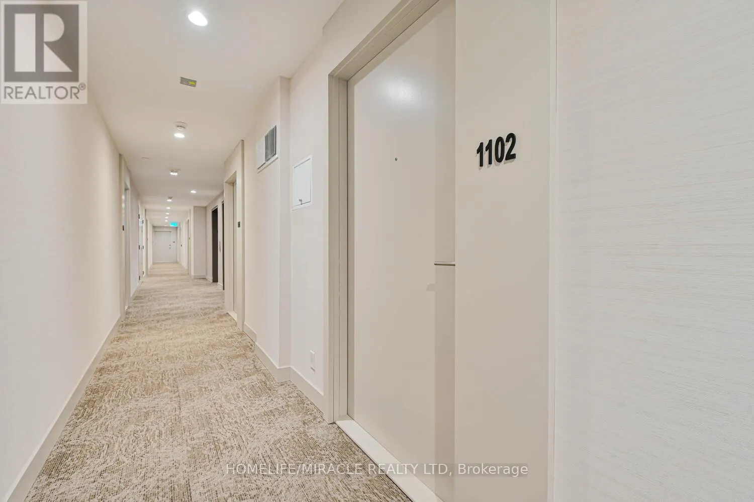 1102 - 215 VETERANS DRIVE