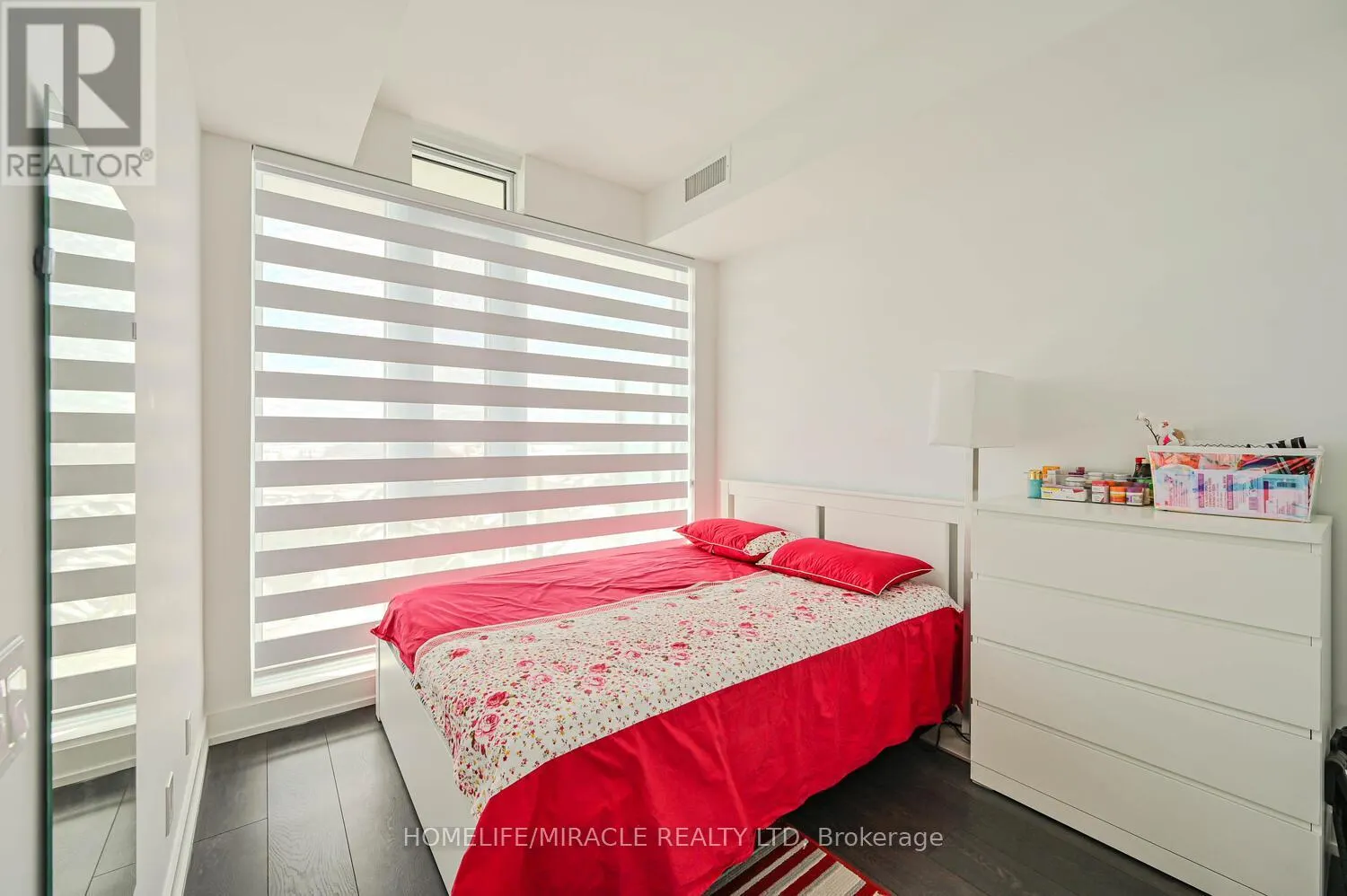1102 - 215 VETERANS DRIVE