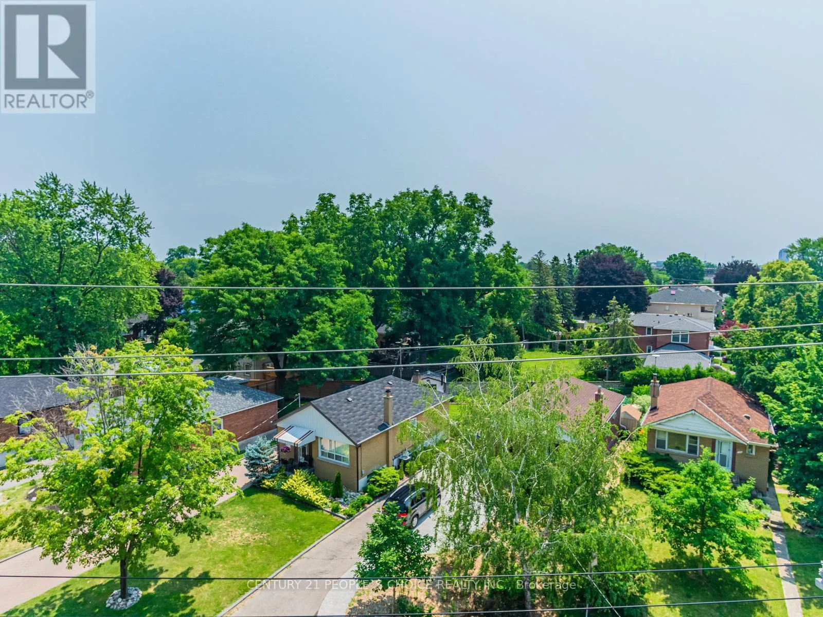 523 - 8 FIELDWAY ROAD
