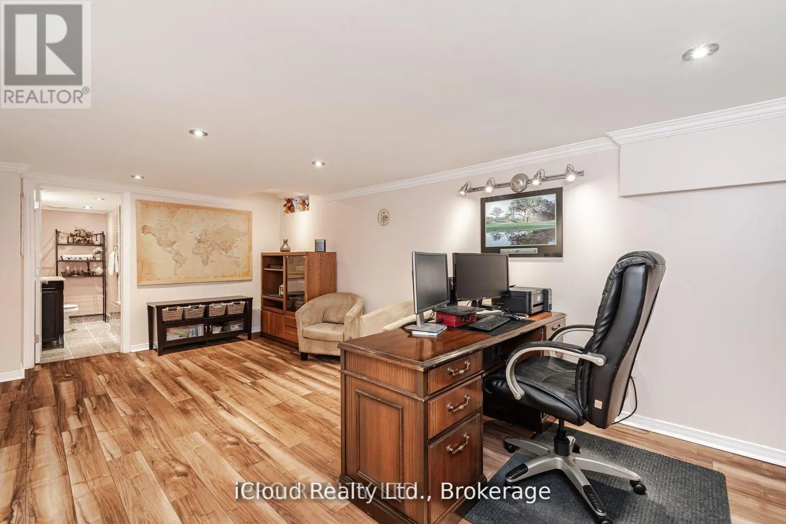 1615 SIR MONTY'S DRIVE