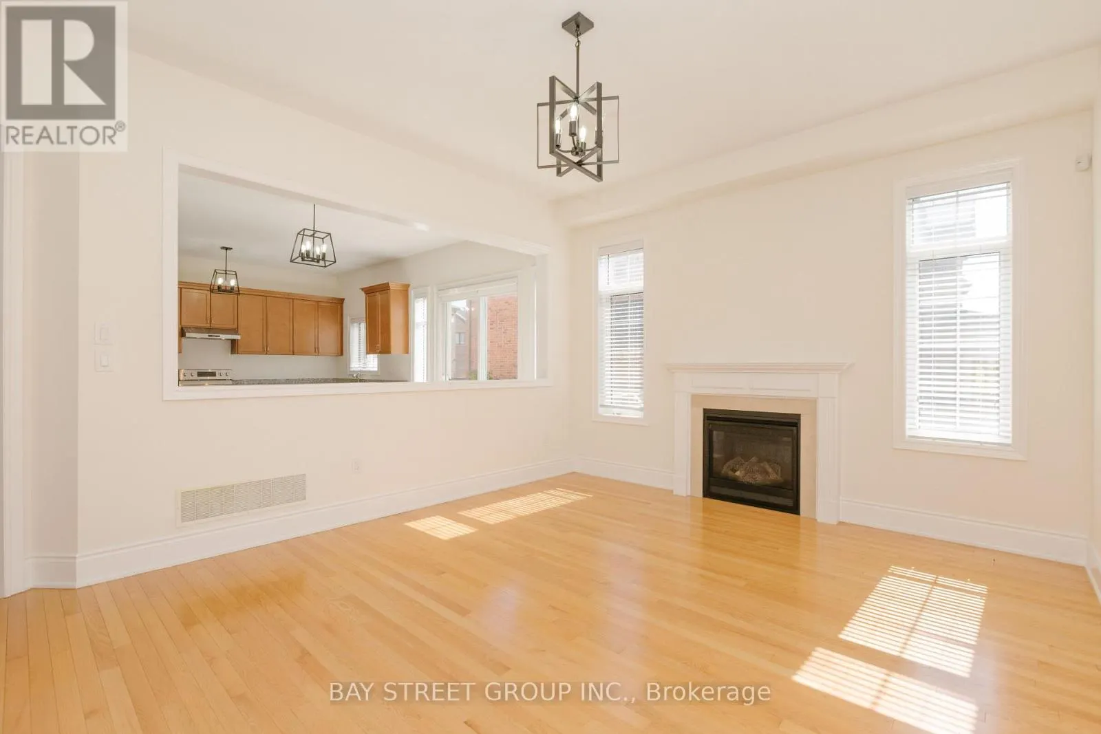 3127 STREAMWOOD PASS