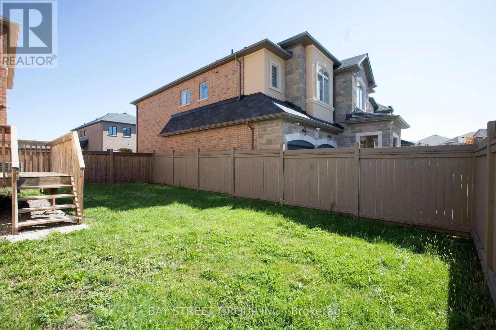 3127 STREAMWOOD PASS