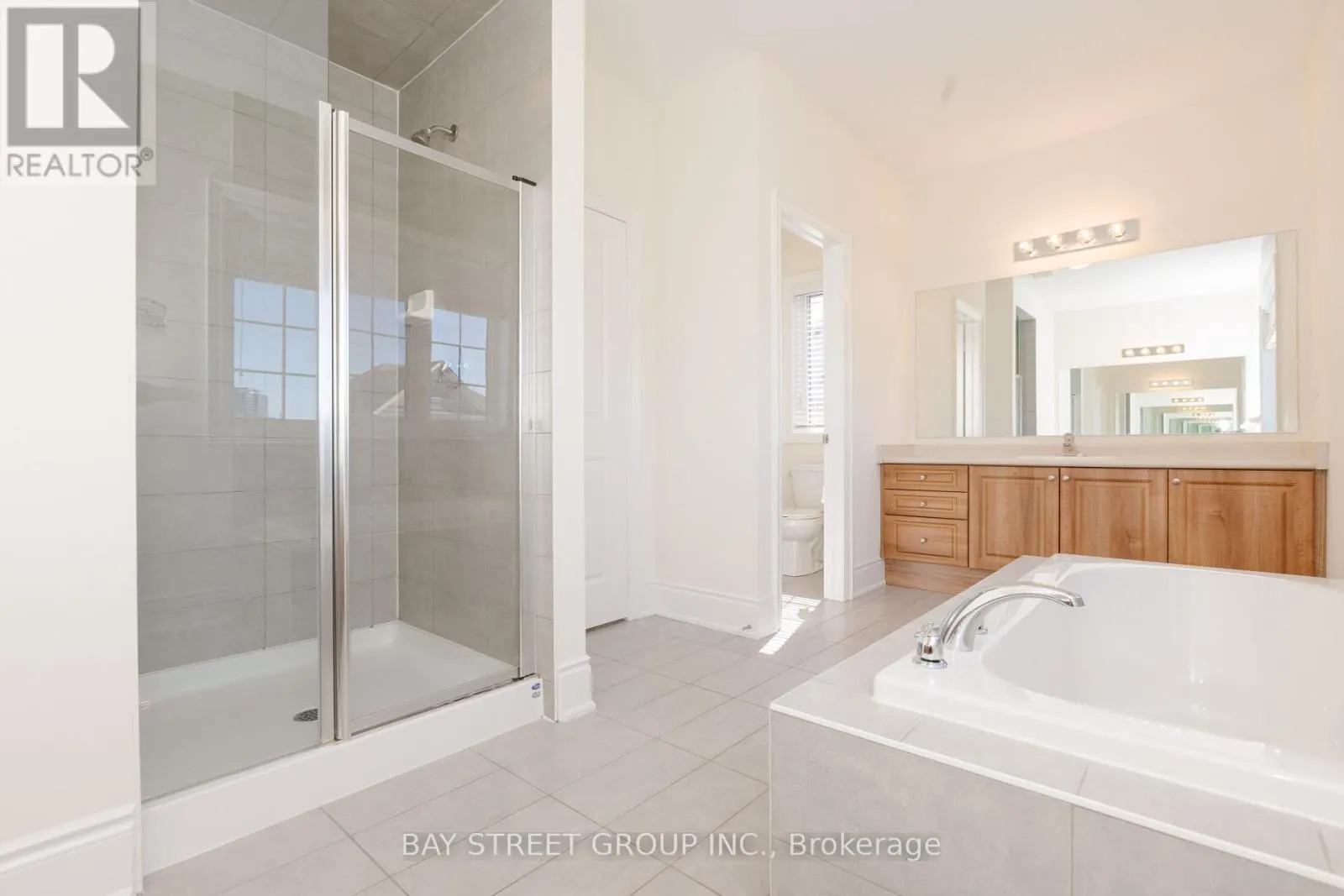 3127 STREAMWOOD PASS