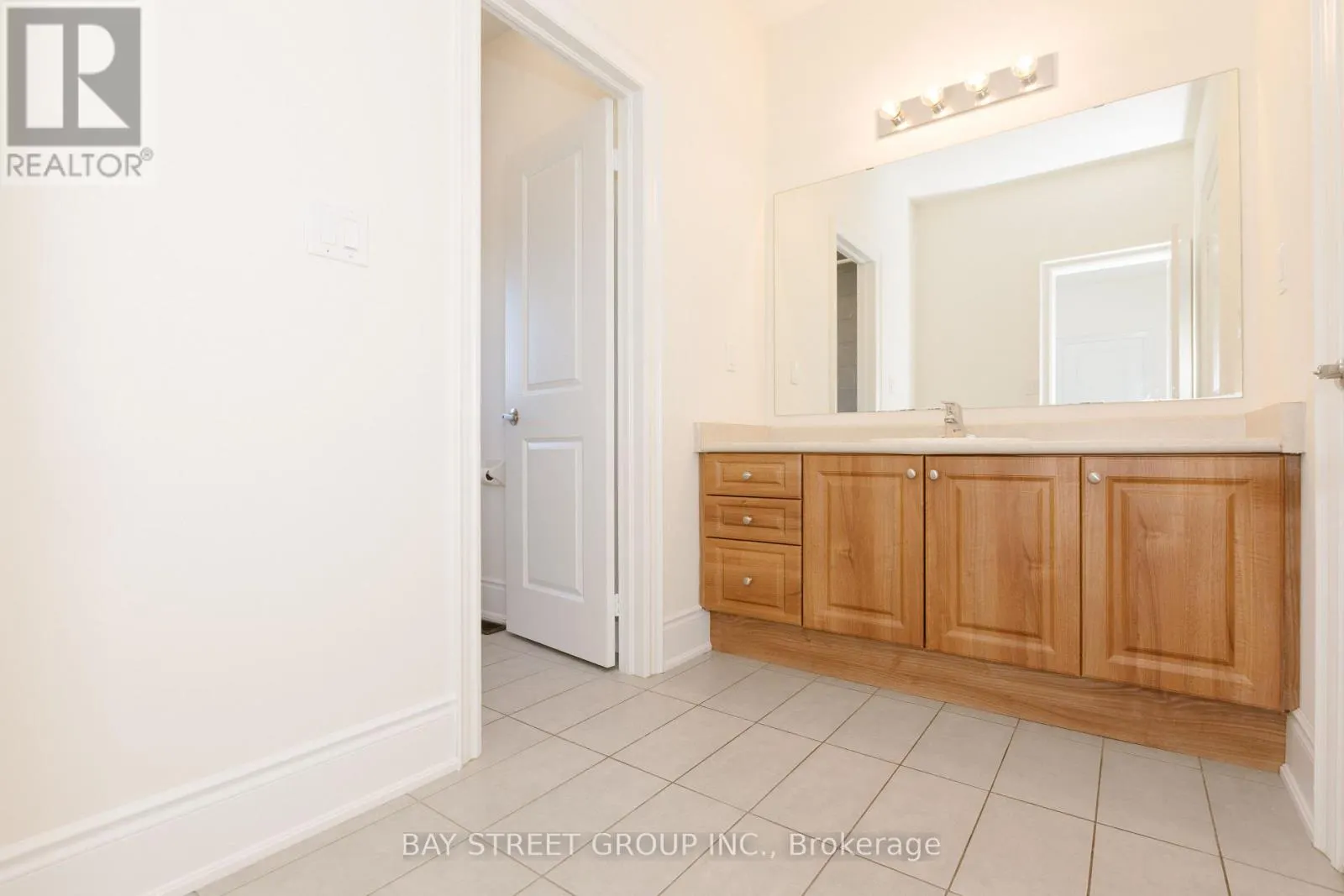 3127 STREAMWOOD PASS