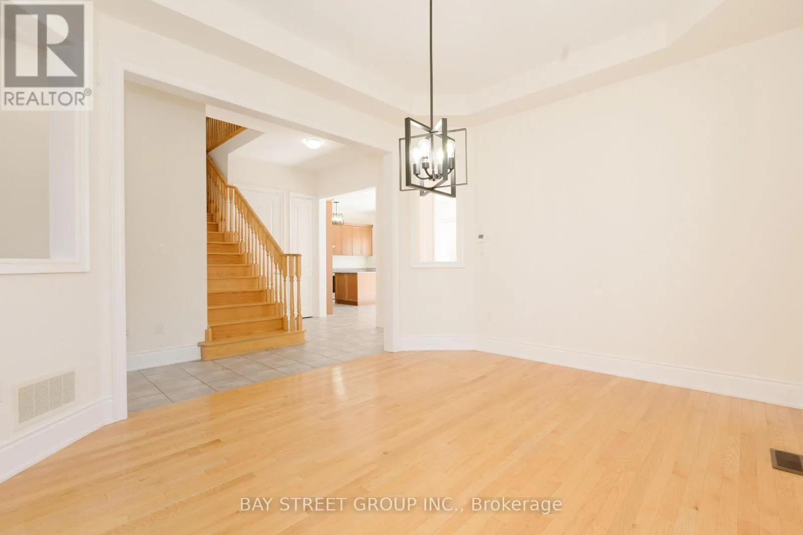 3127 STREAMWOOD PASS