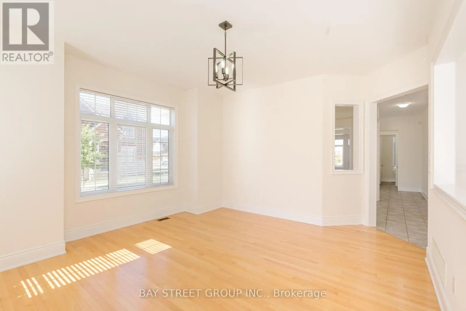 3127 STREAMWOOD PASS