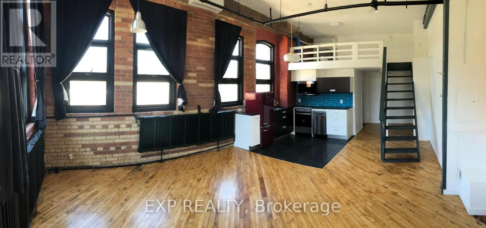 2480 DUNDAS STREET W