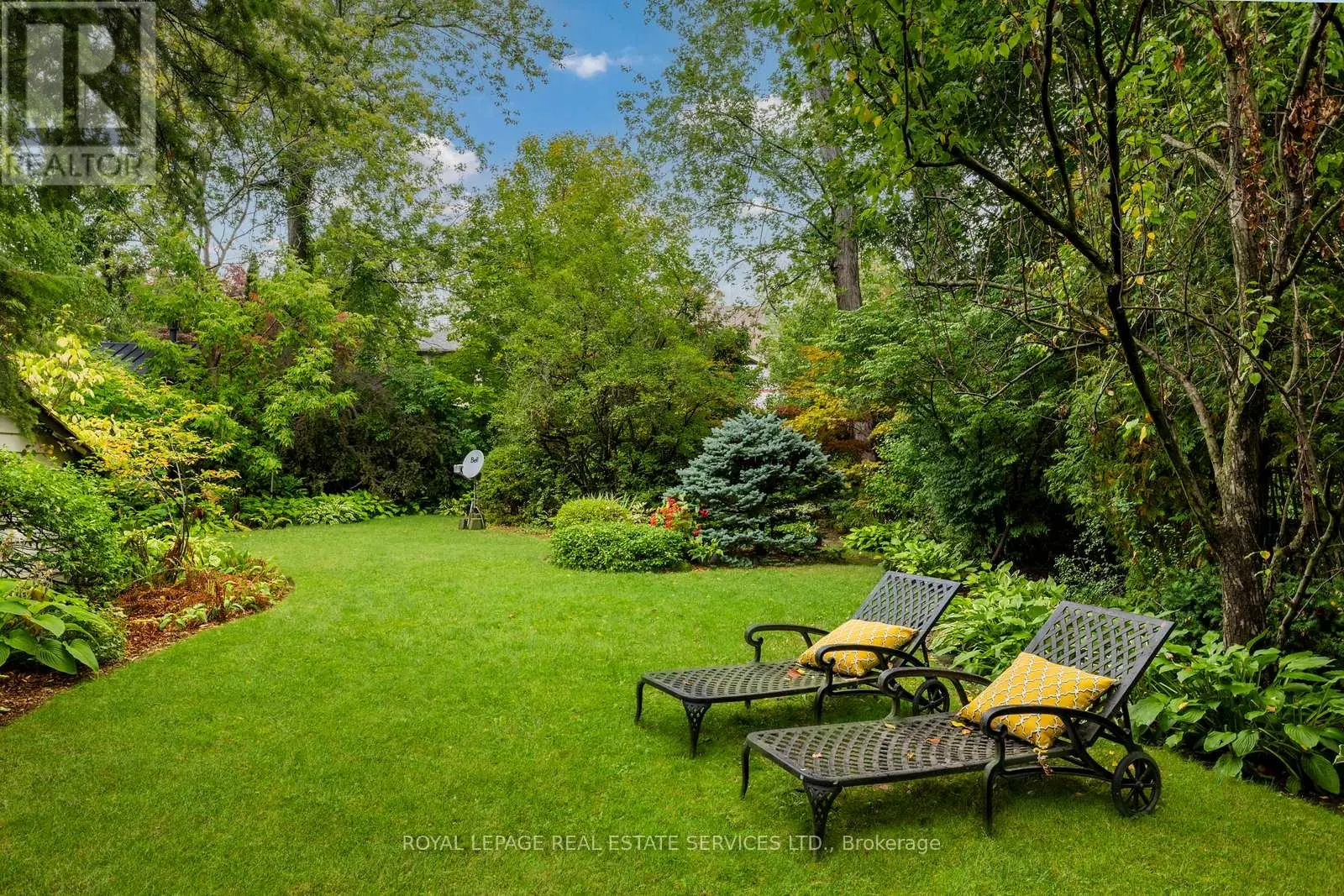 18 QUEEN MARYS DRIVE