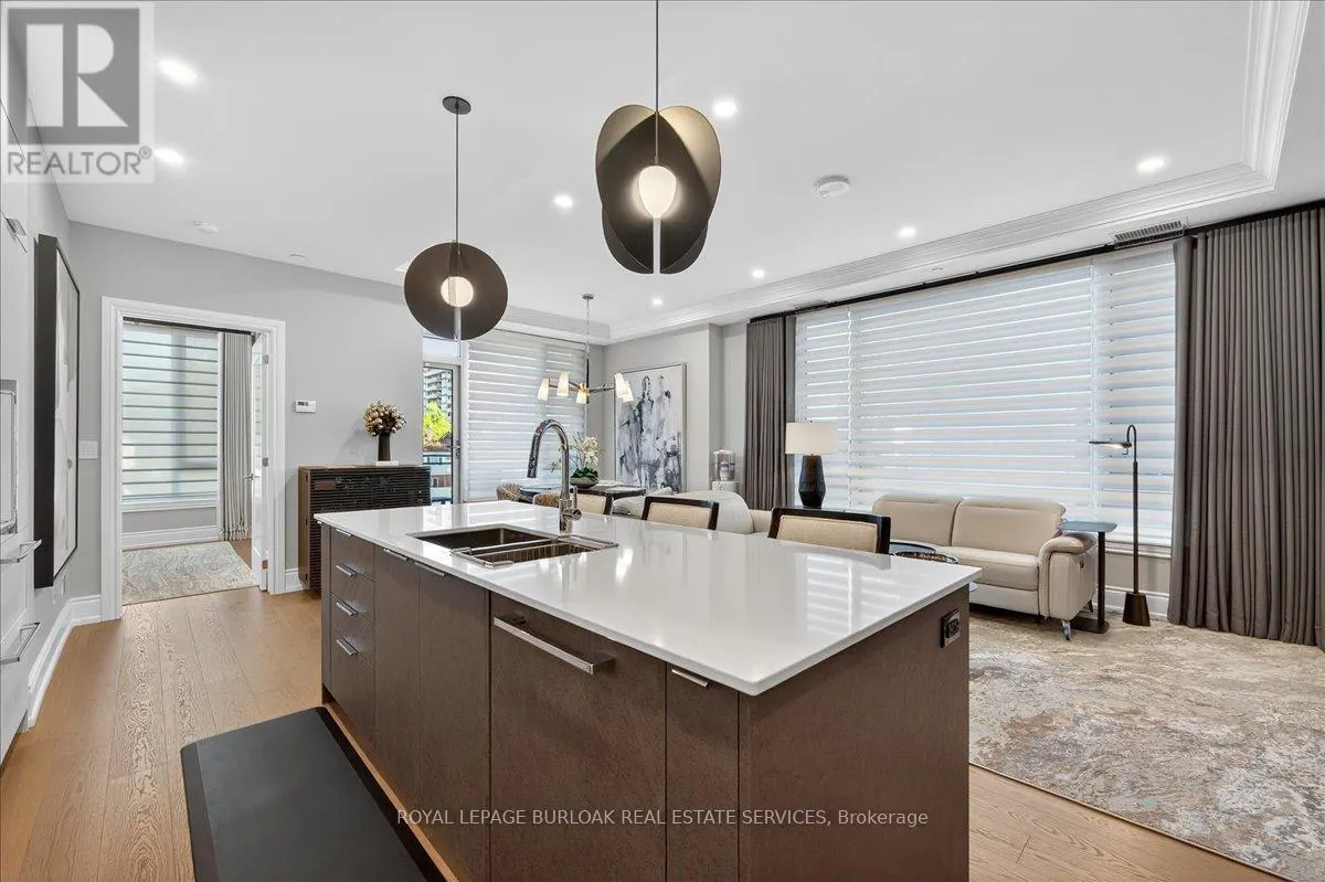 306 - 1441 ELGIN STREET