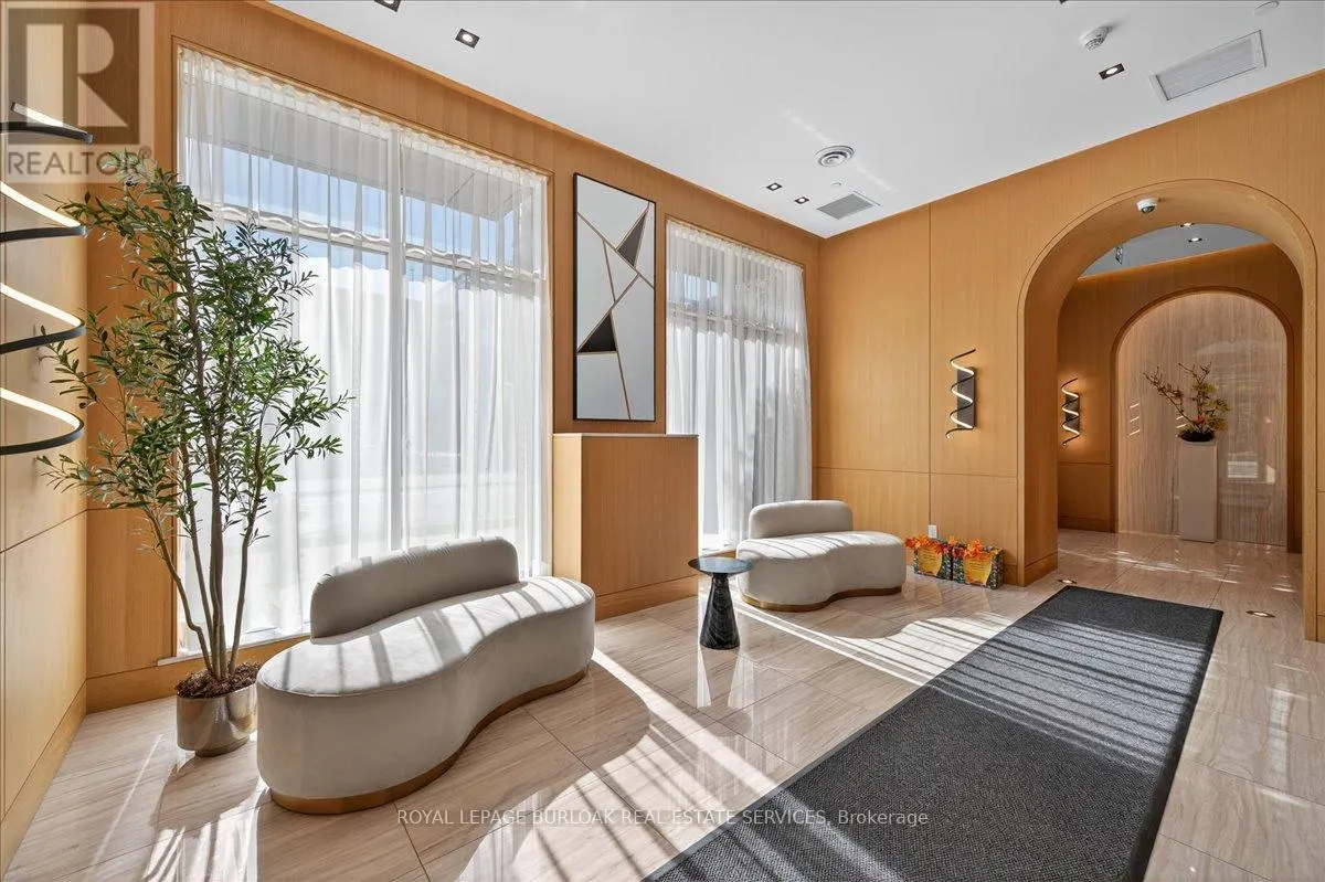 306 - 1441 ELGIN STREET