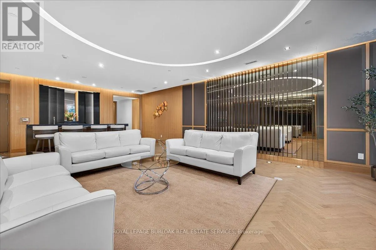 306 - 1441 ELGIN STREET