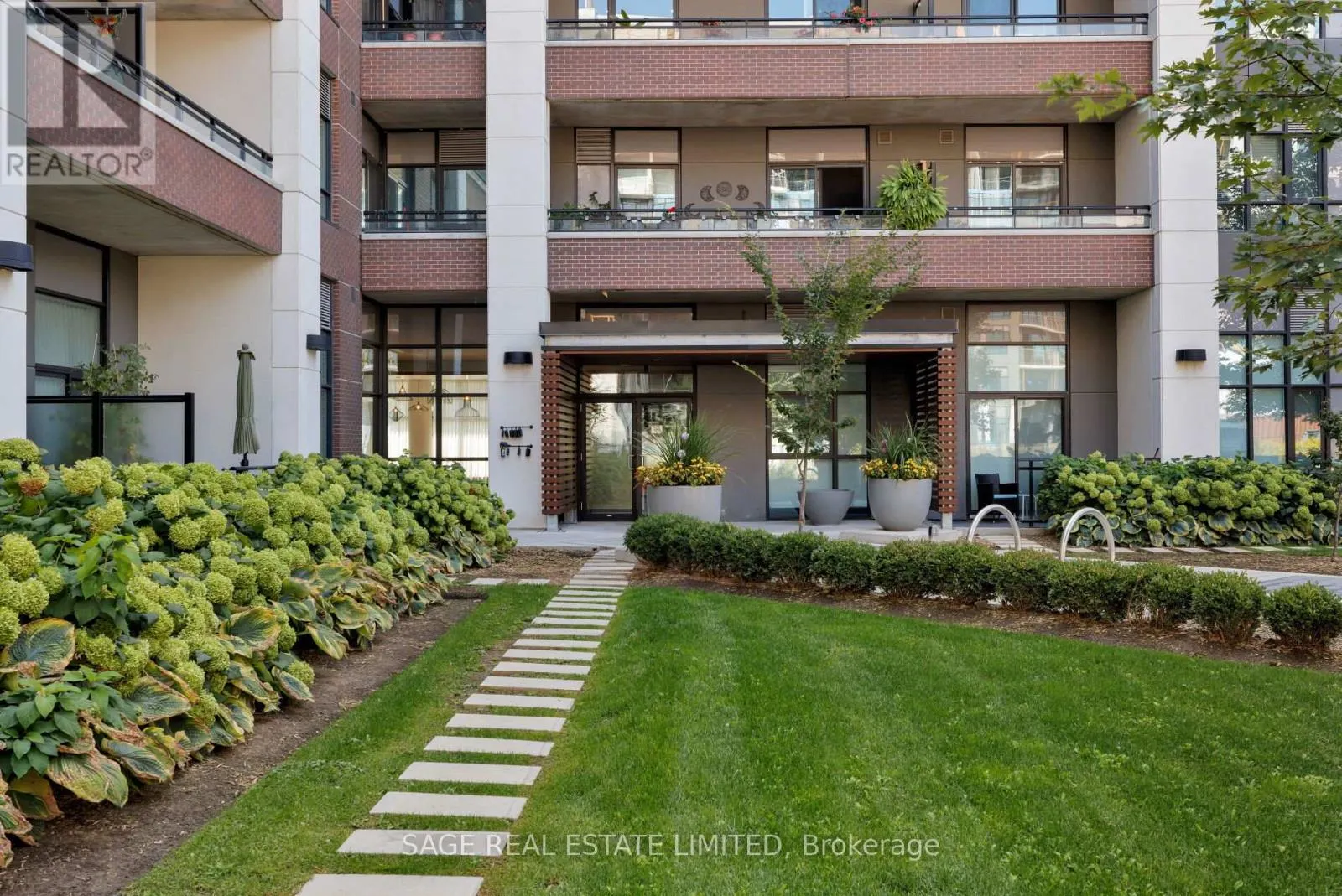 408 - 1 NEIGHBOURHOOD LANE