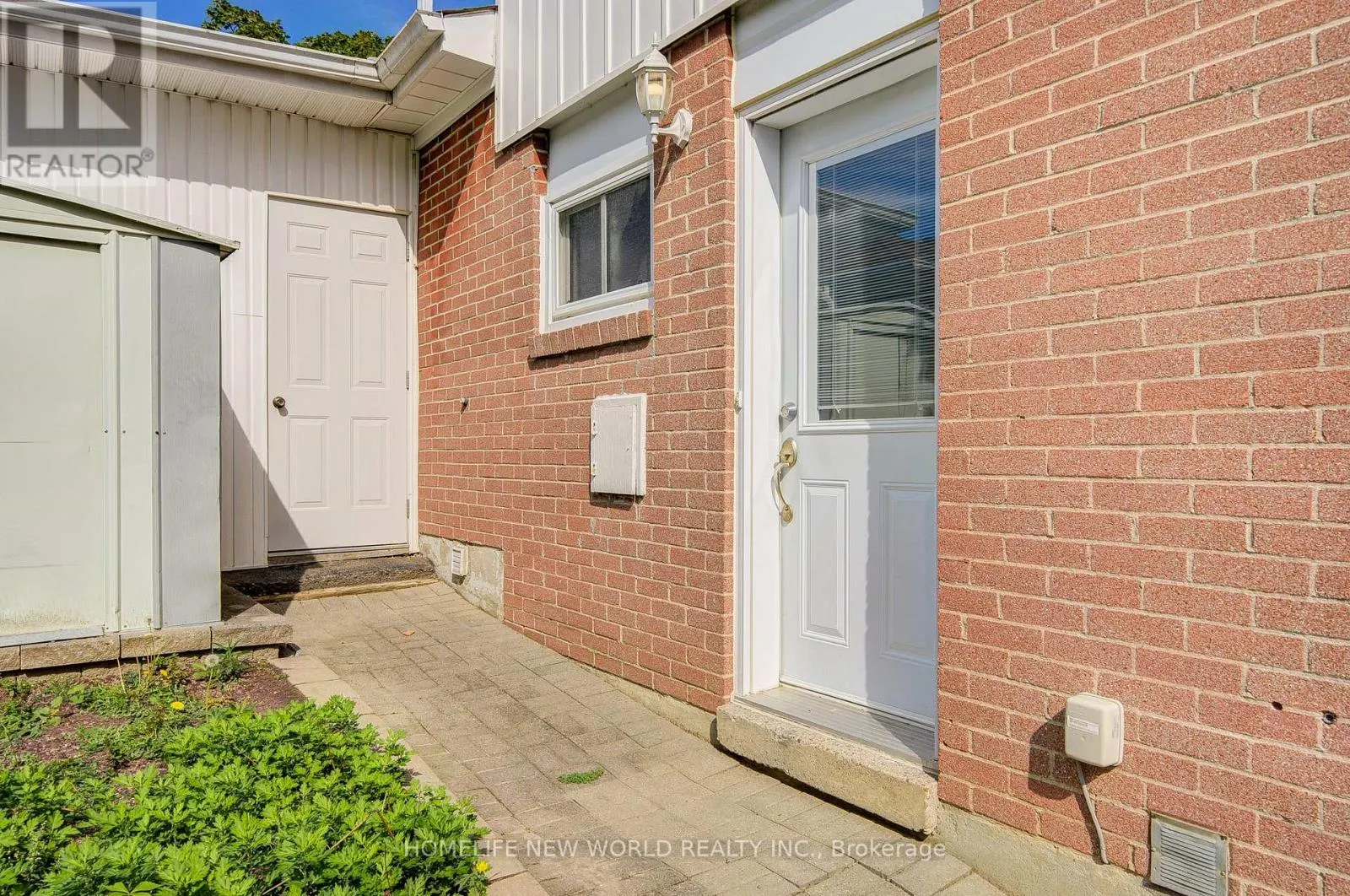 1403 GLEN RUTLEY CIRCLE