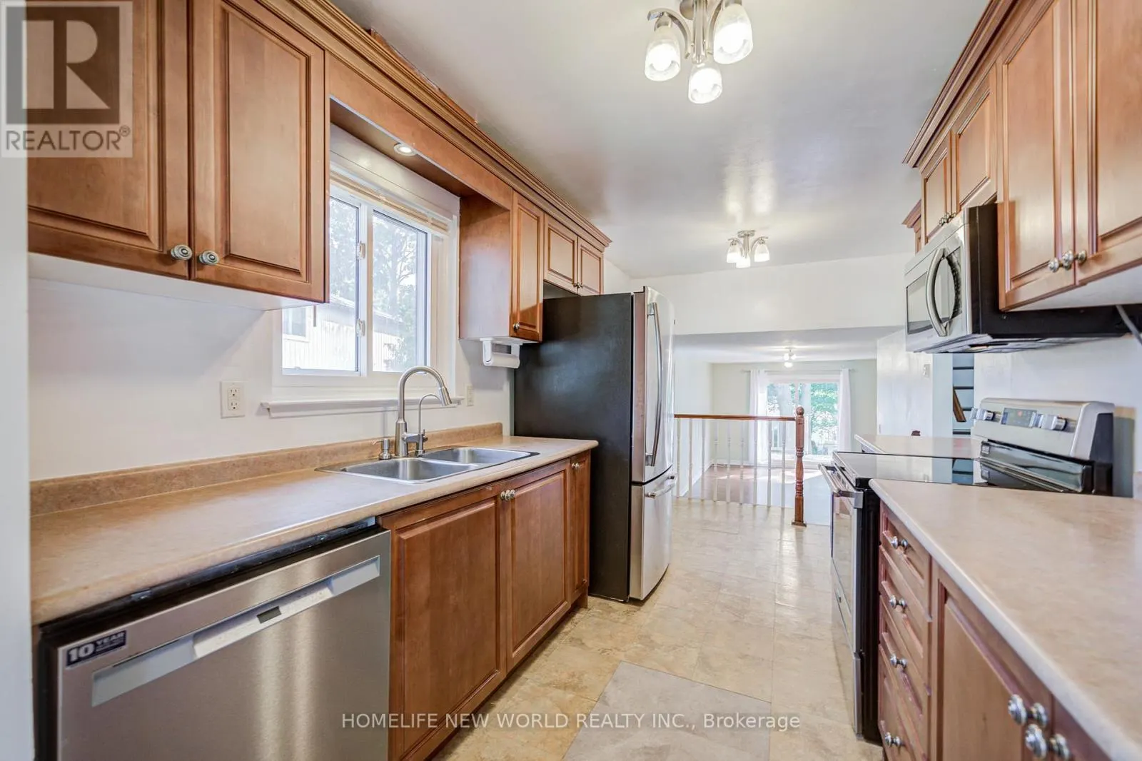 1403 GLEN RUTLEY CIRCLE