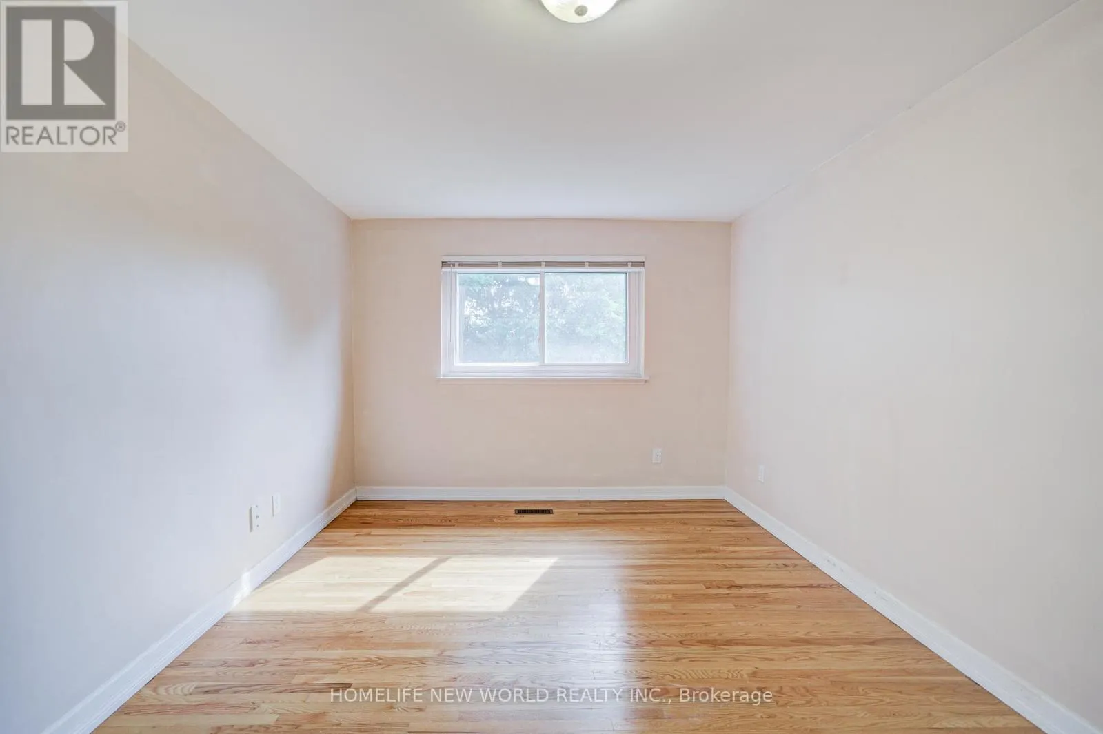 1403 GLEN RUTLEY CIRCLE