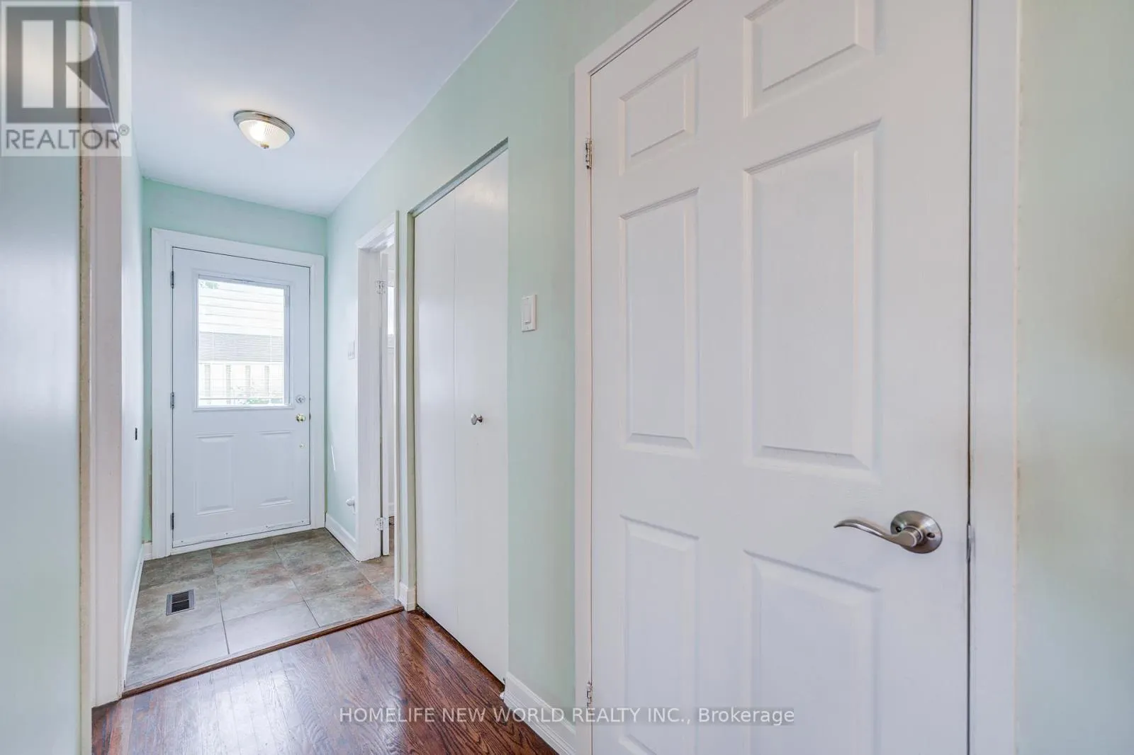 1403 GLEN RUTLEY CIRCLE