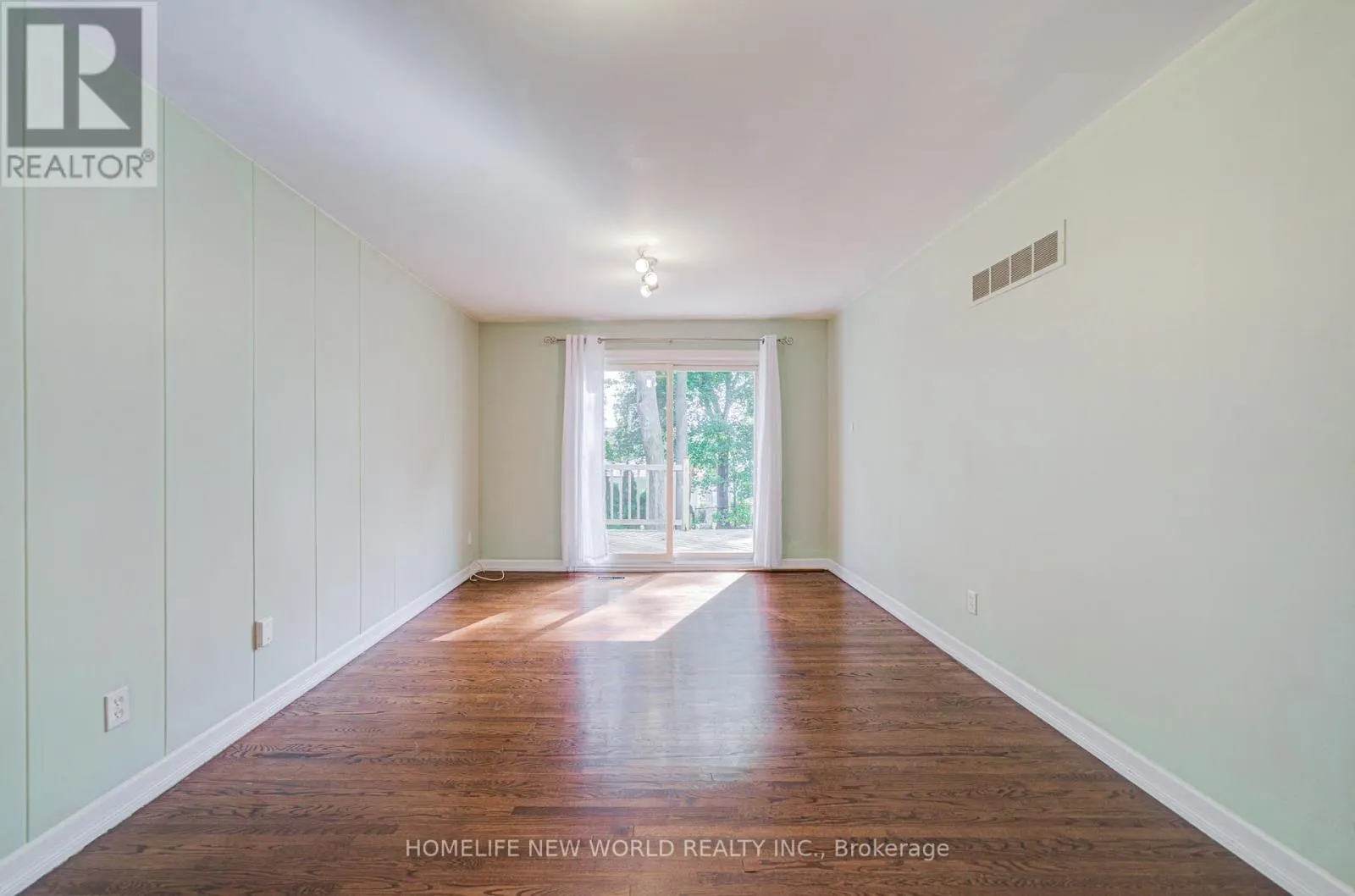 1403 GLEN RUTLEY CIRCLE