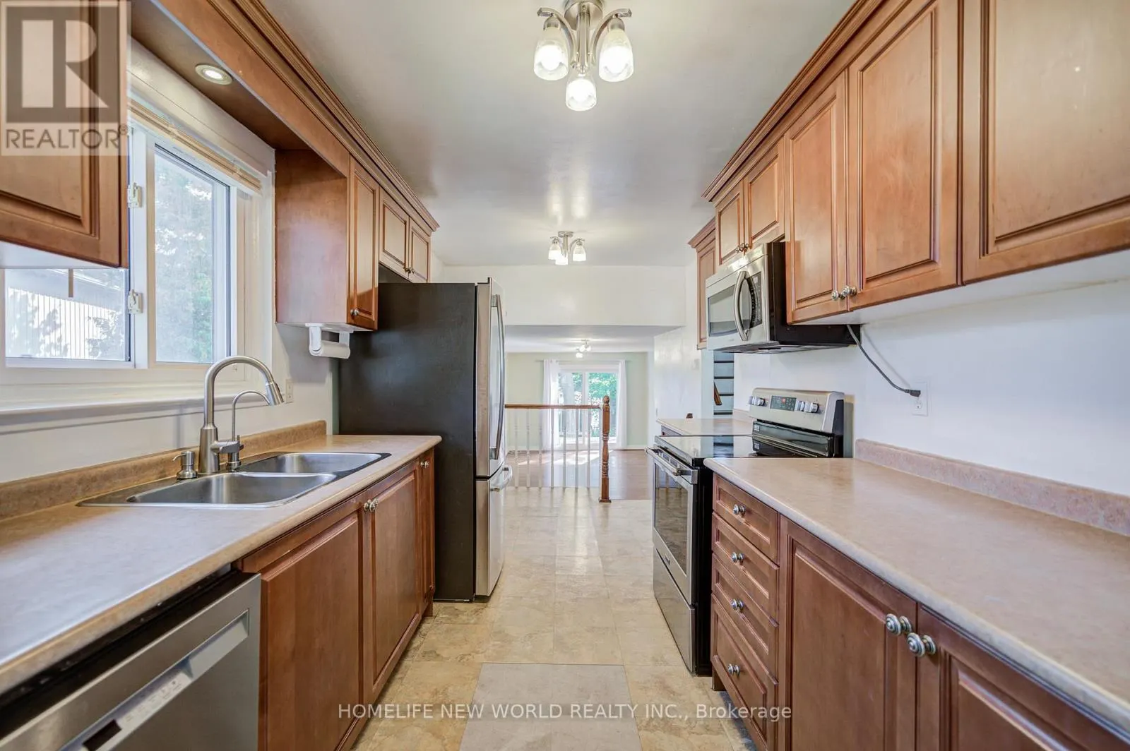1403 GLEN RUTLEY CIRCLE