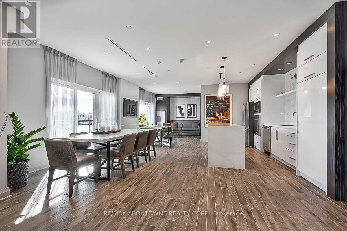121 - 102 GROVEWOOD COMMON