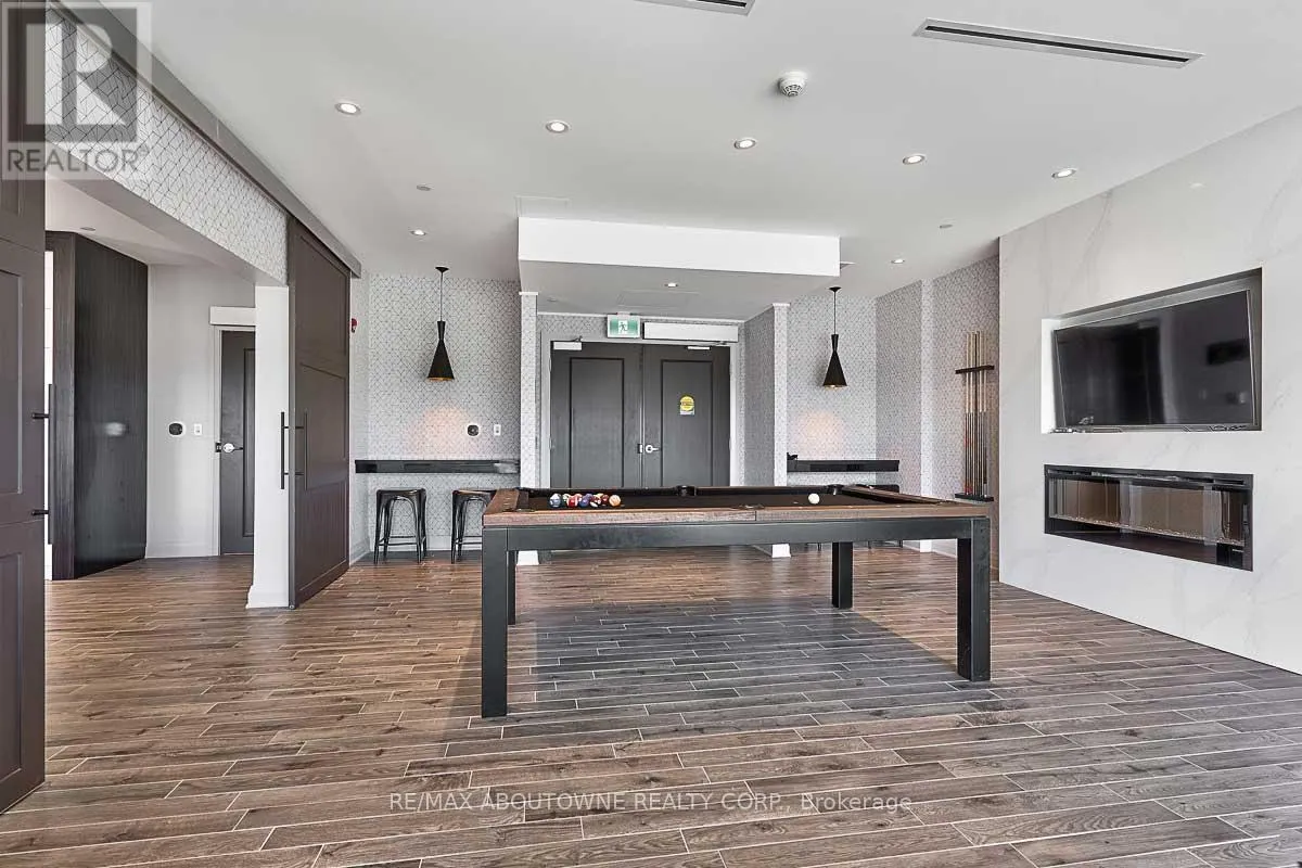 121 - 102 GROVEWOOD COMMON