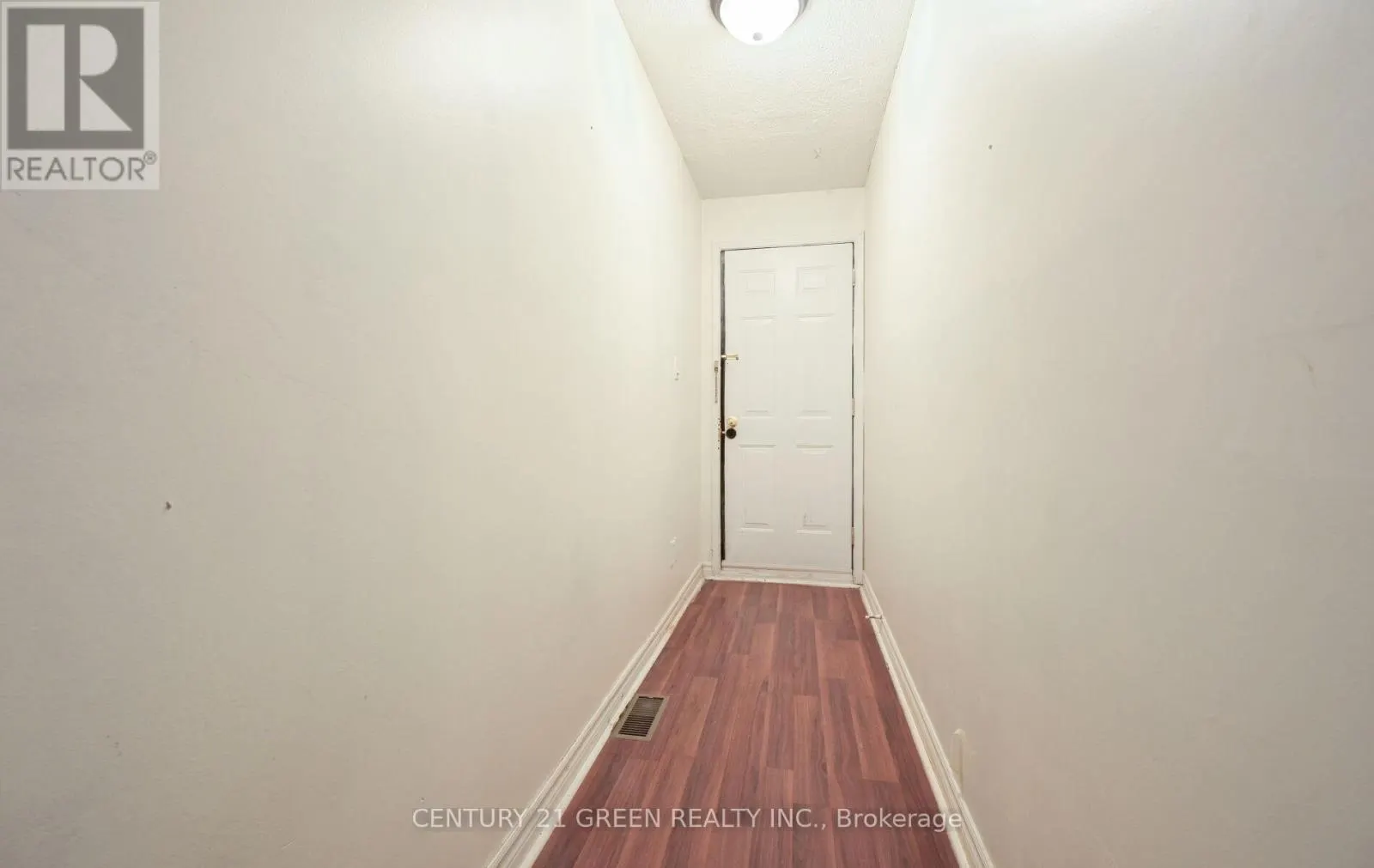 1 GREENARROW COURT