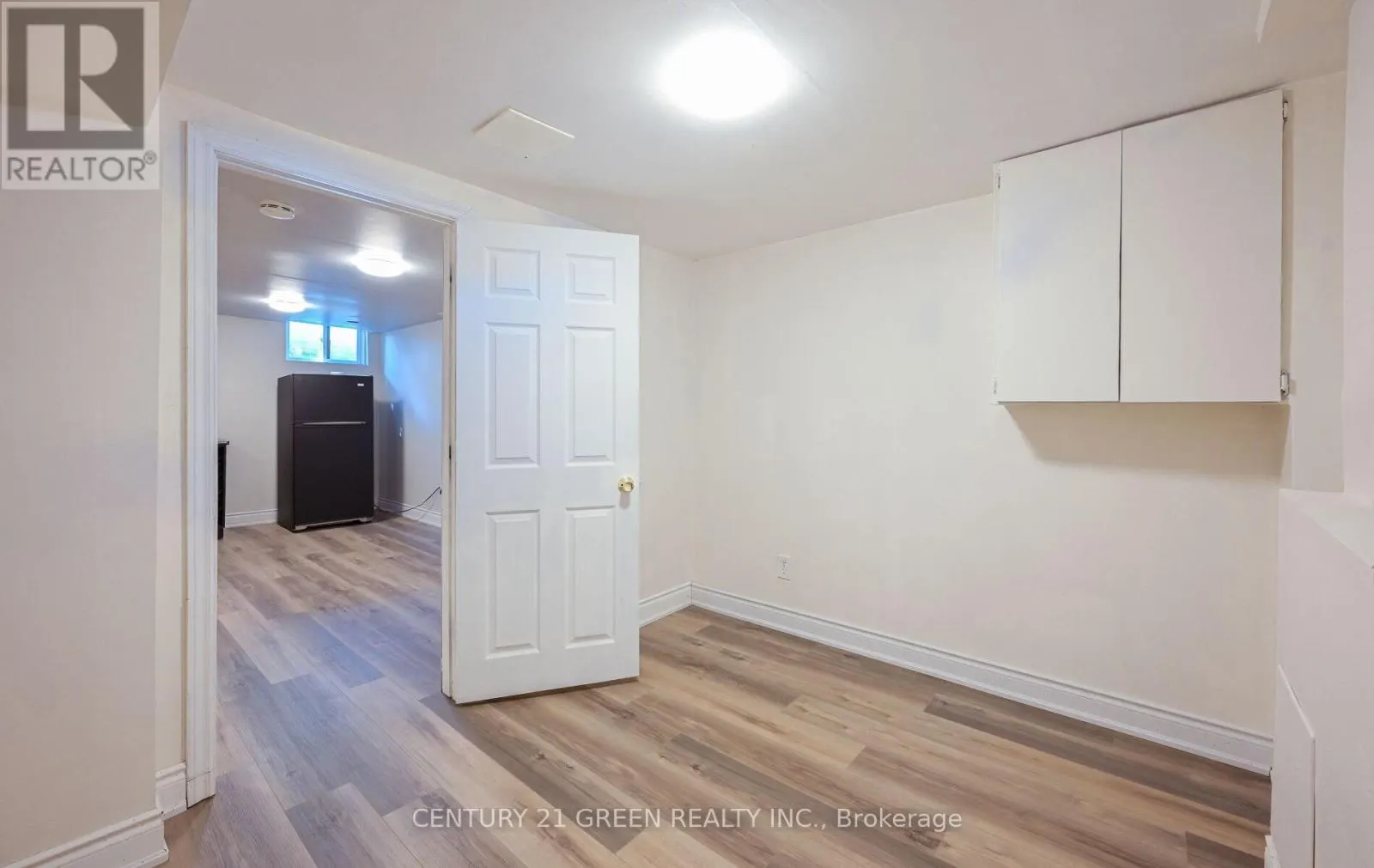 1 GREENARROW COURT