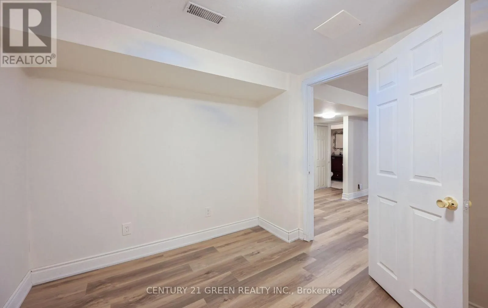 1 GREENARROW COURT