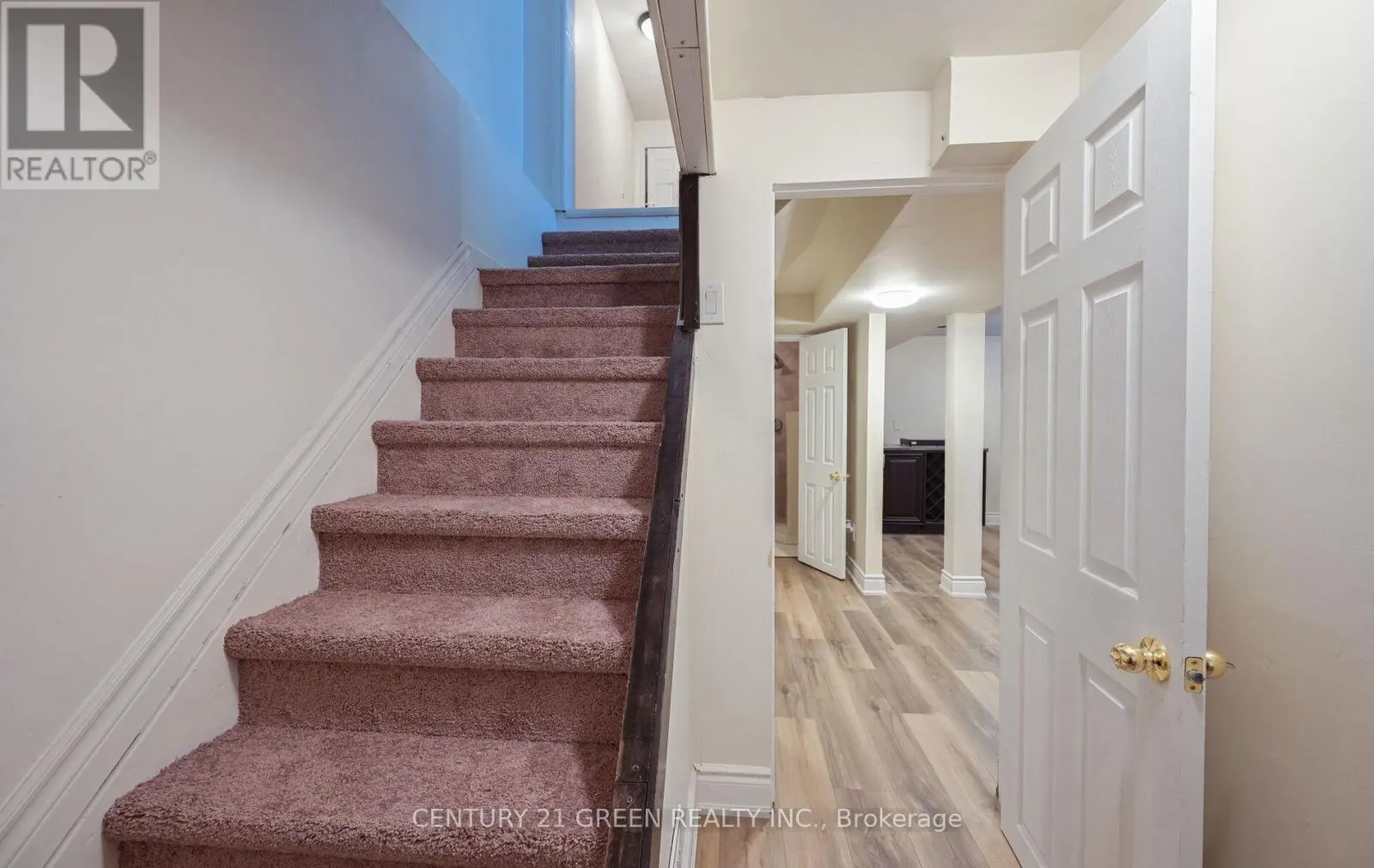 1 GREENARROW COURT
