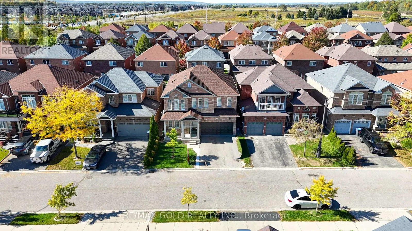 82 AMARANTH CRESCENT
