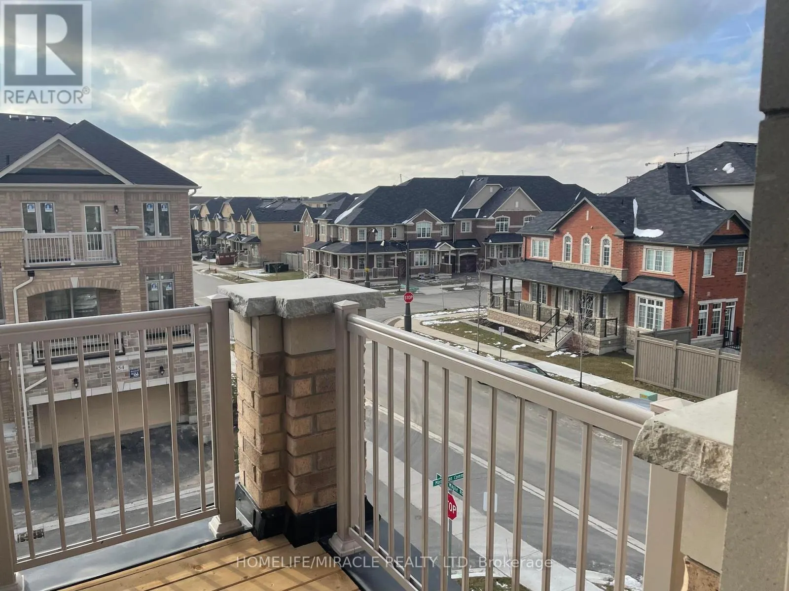 460 SILVER MAPLE ROAD