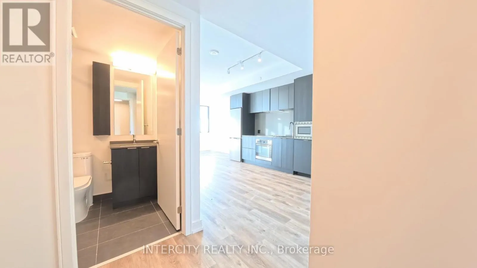1108 - 3009 NOVAR ROAD