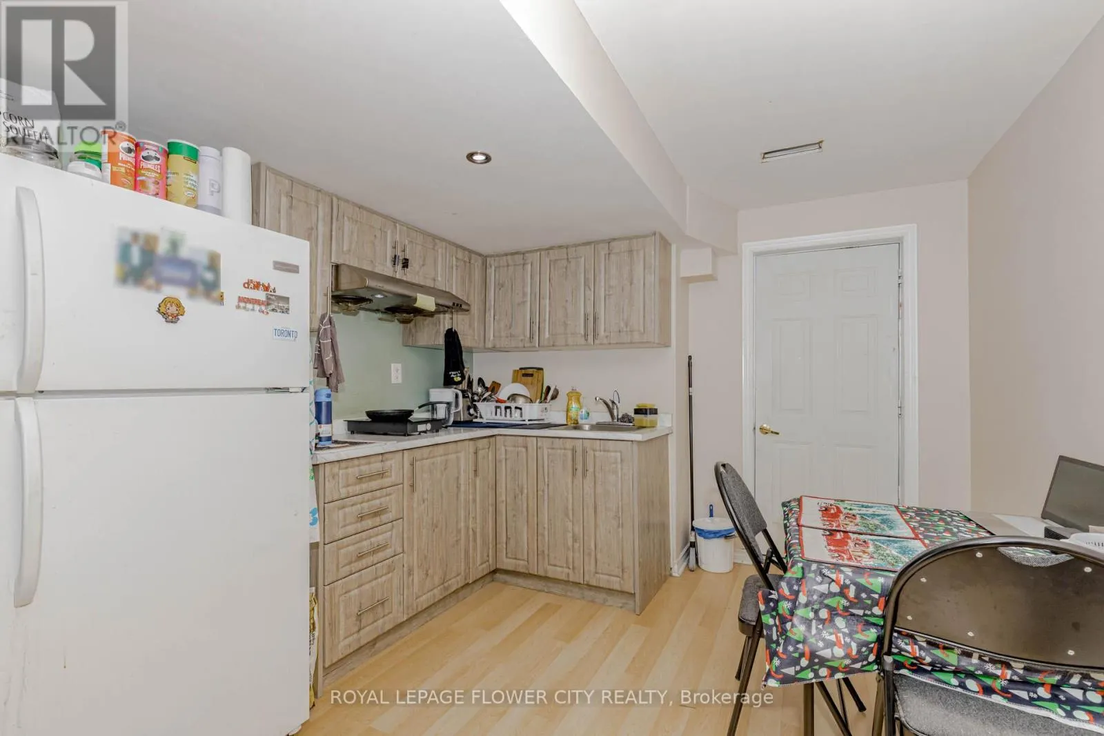 12 FIELDVIEW DRIVE