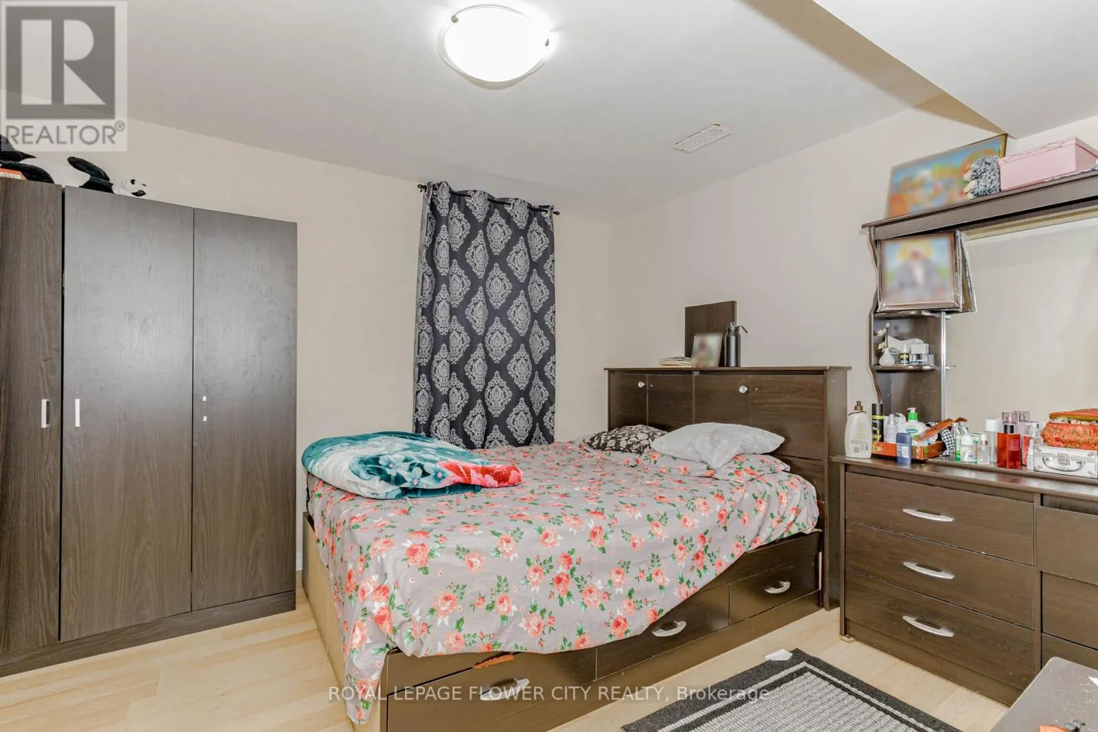 12 FIELDVIEW DRIVE