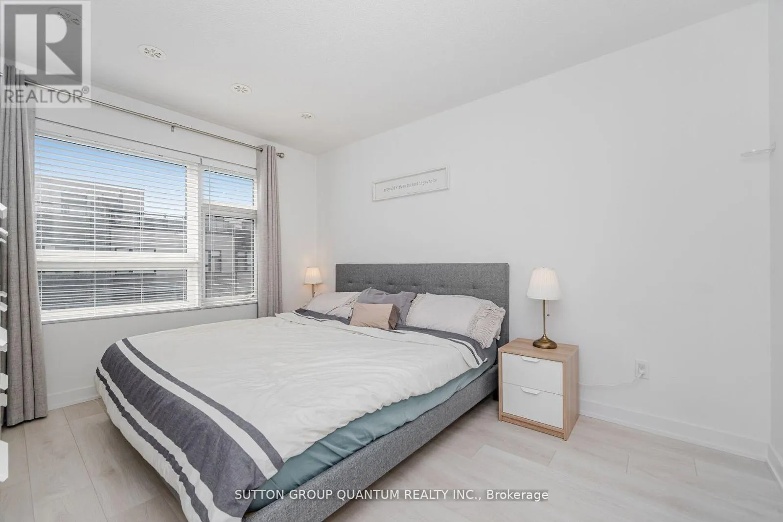 19 - 1121 COOKE BOULEVARD