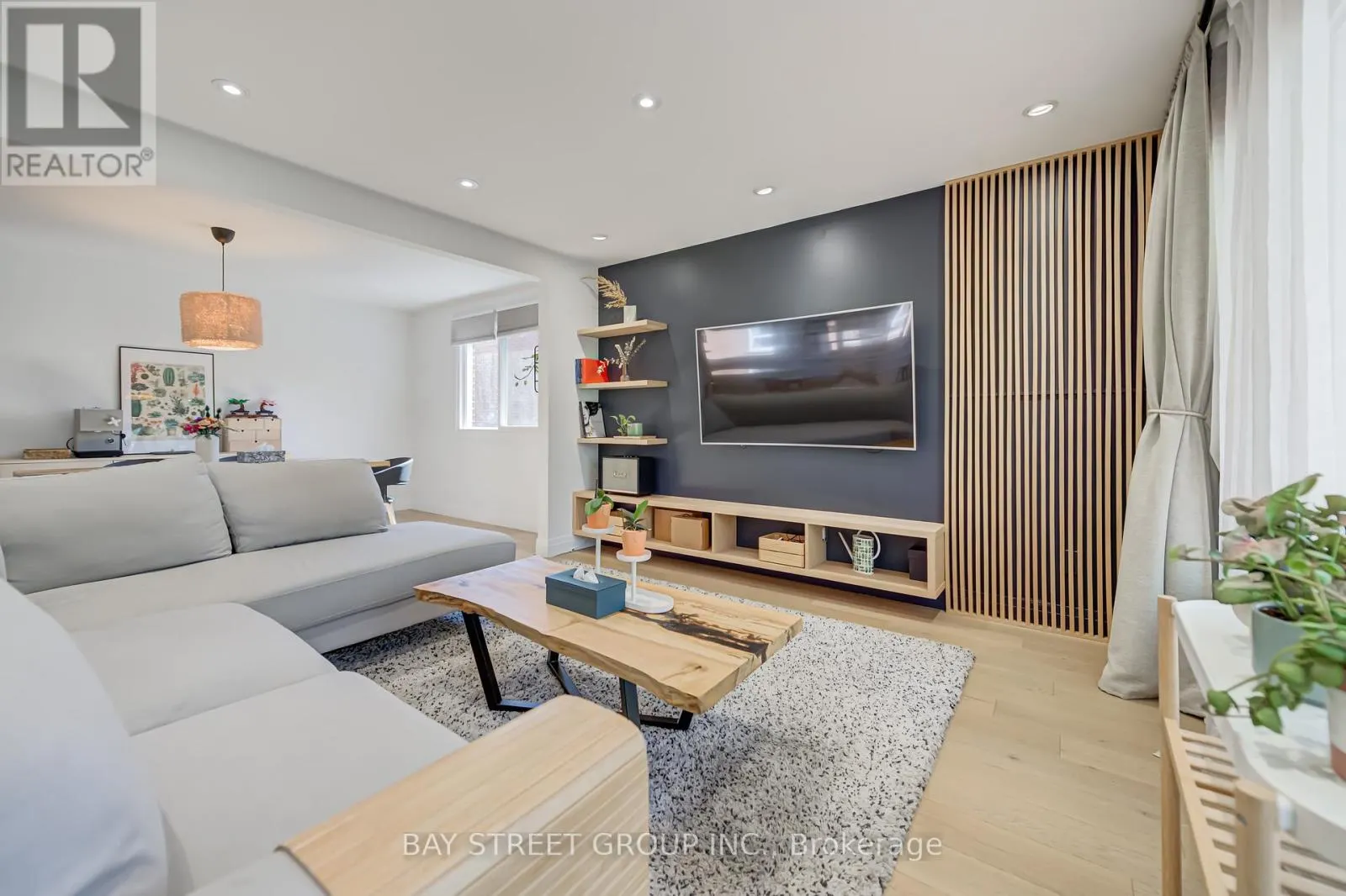 3420 CHARMAINE HEIGHTS