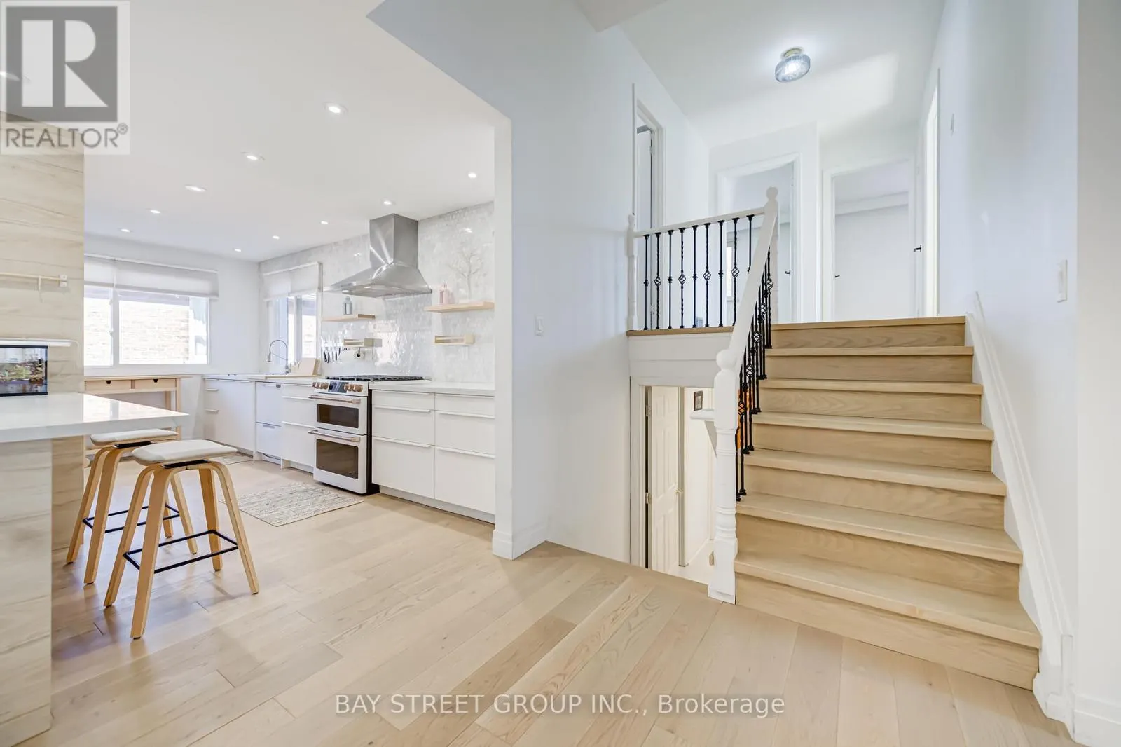3420 CHARMAINE HEIGHTS