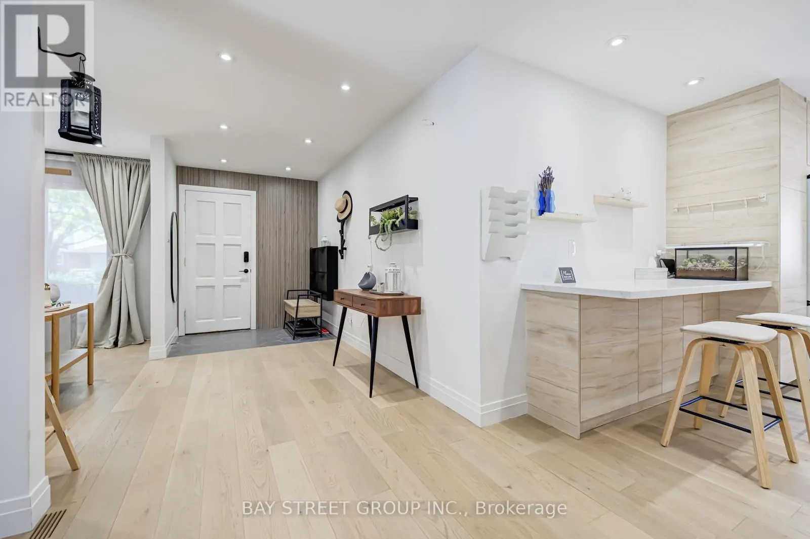 3420 CHARMAINE HEIGHTS