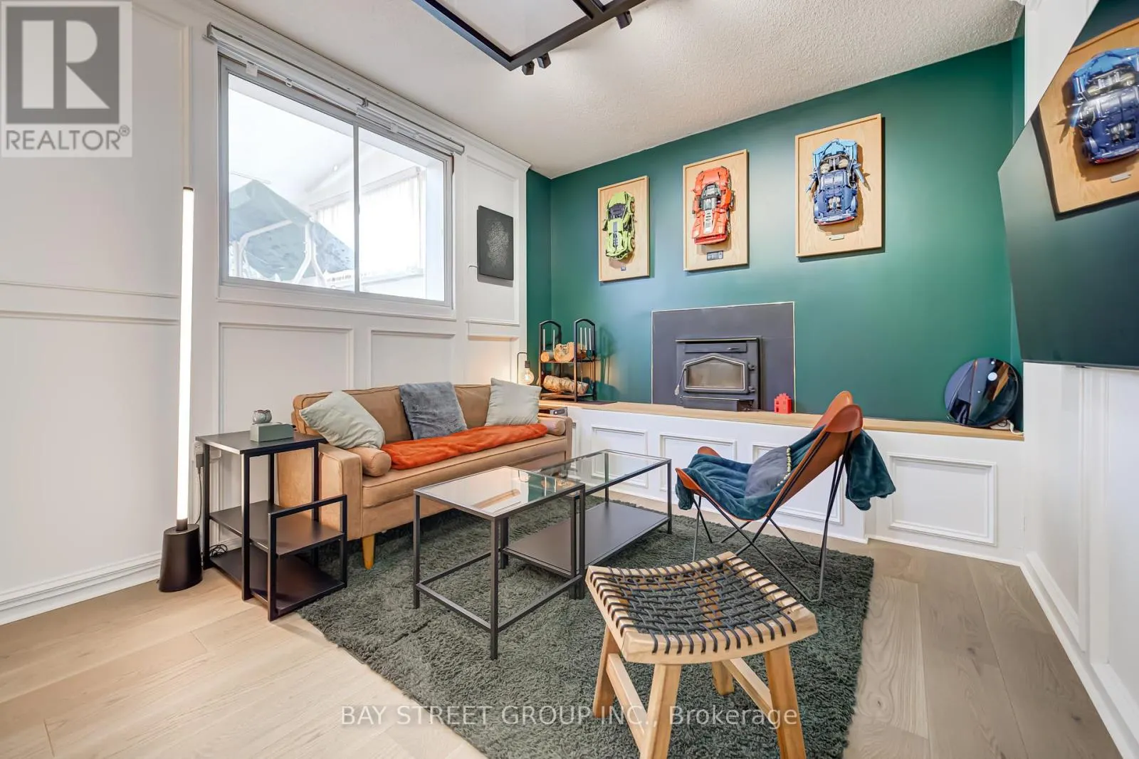 3420 CHARMAINE HEIGHTS