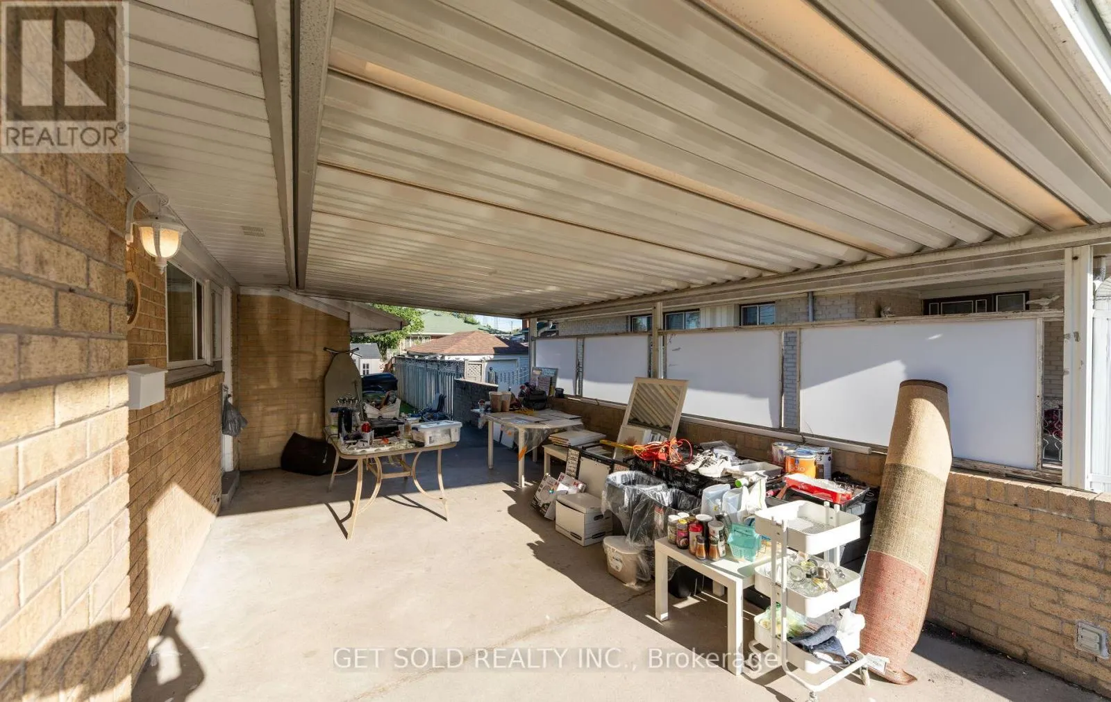 39 PAKENHAM DRIVE
